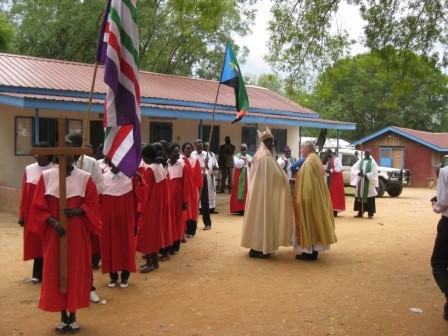 Bishop Nicholas Holtam meets Archbishop Daniel Deng Bul prior to worship