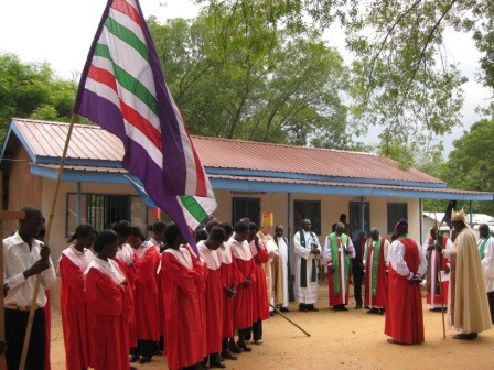 Praying before worship