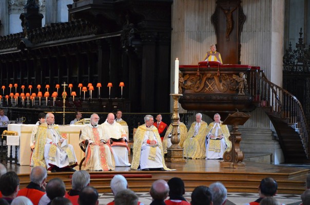052_The Dean Preaches Wider Angle
